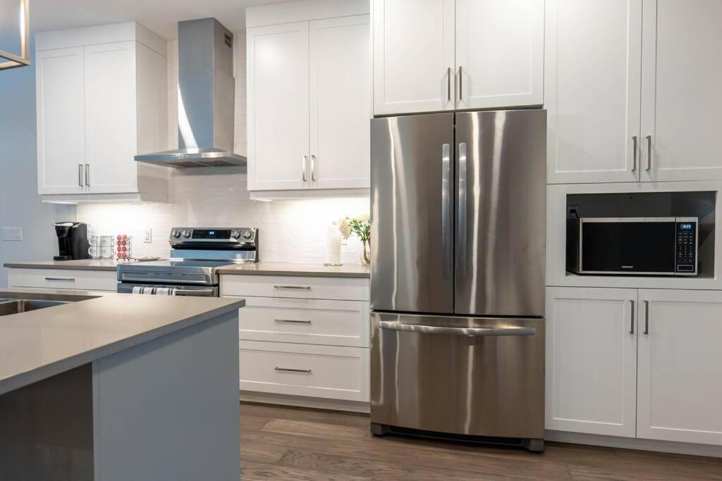 Luxury Niagara 3 Bdr Townhouse /Garage Apartment Екстериор снимка